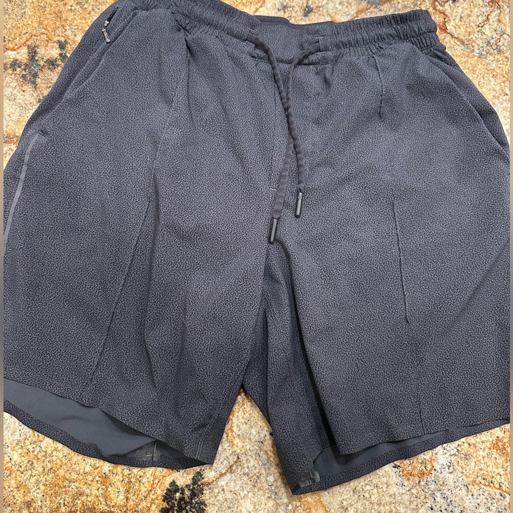 Lululemon 5inch Liner Shorts